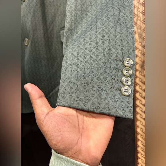 Iconic formals Slim fit L size - Picture 8 of 8